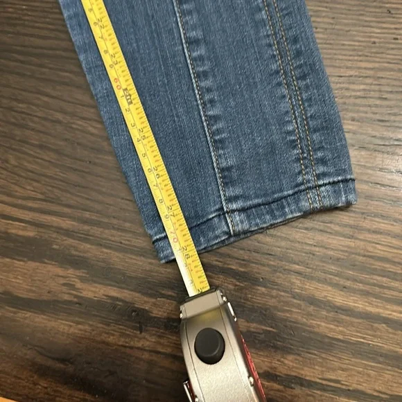 Democracy sz L - Picture 8 of 13